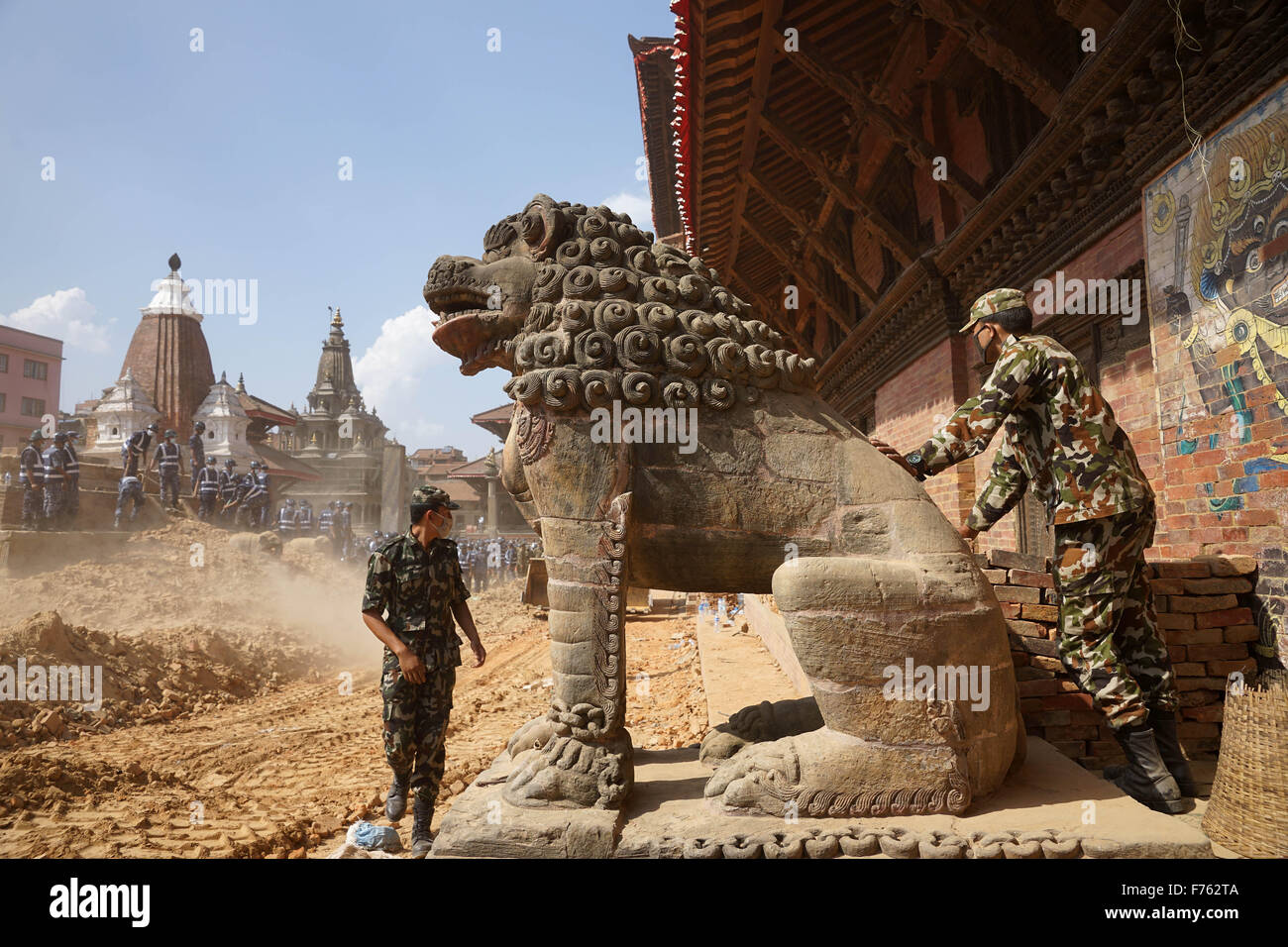 Tremblement de terre, tremblement de terre Népal, tremblement de terre 2015, tremblement de terre de Gorkha, aide de l'armée, Katmandou, Népal, Asie Banque D'Images