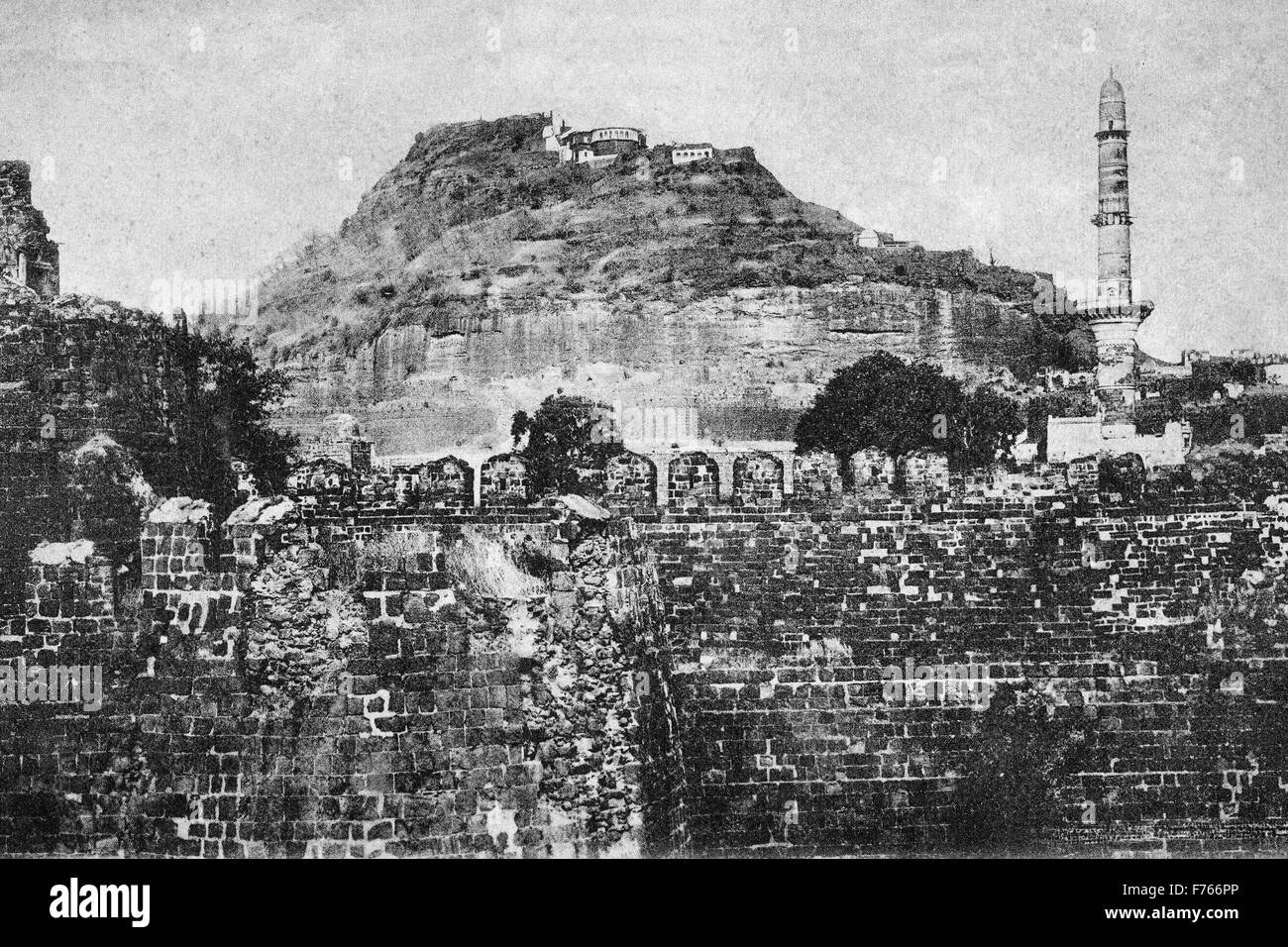 Fort de Daulatabad, fort de Deogiri, fort de Devagiri, Aurangabad, Maharashtra, Inde, Asie, ancienne image vintage 1900s Banque D'Images