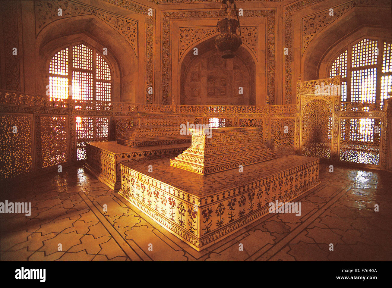 mumtaz-mahal-tomb-interior-banque-de-photographies-et-d-images-haute