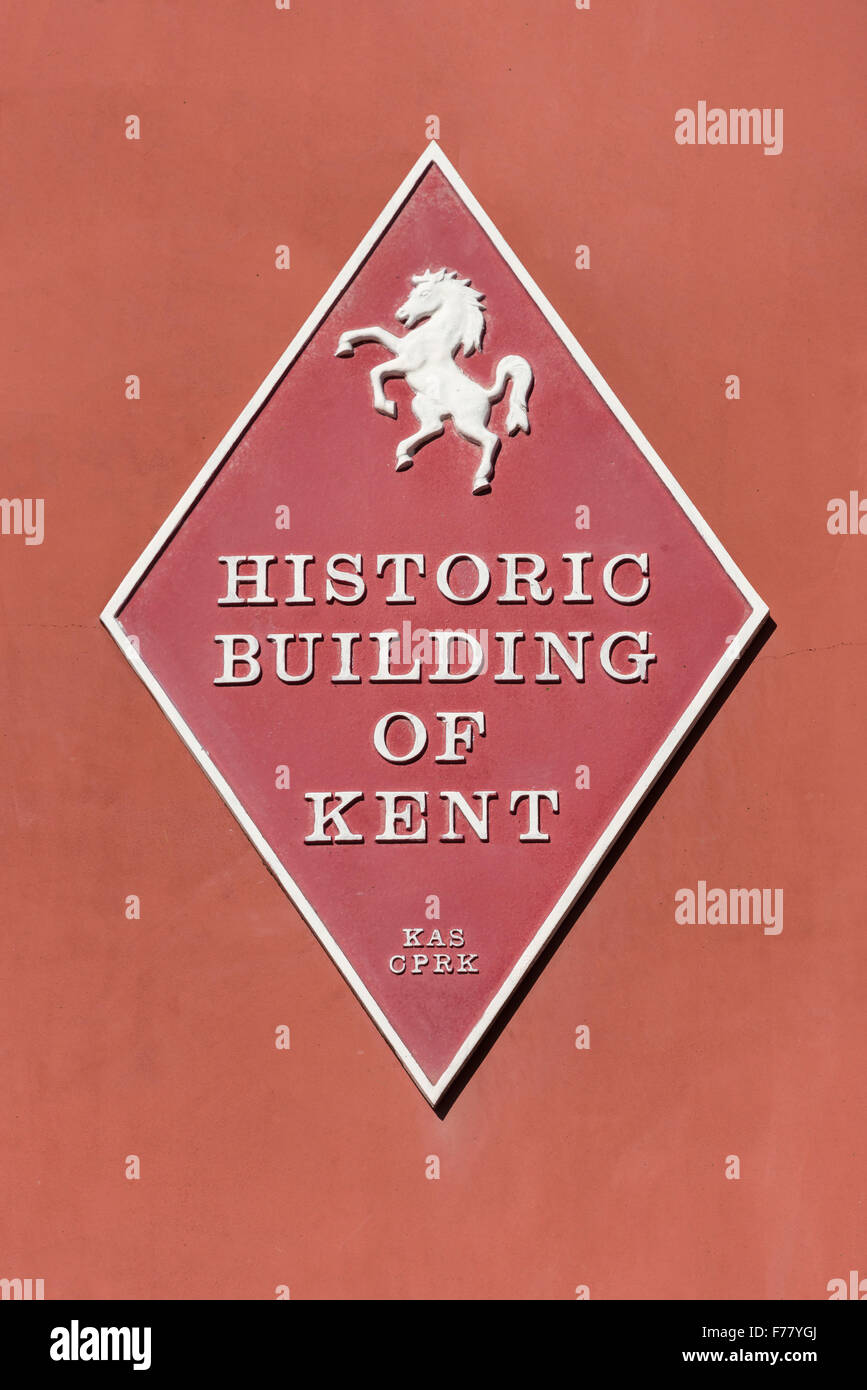 Bâtiment historique de Kent signe sur house, West Street, Faversham, Kent, Angleterre, Royaume-Uni Banque D'Images
