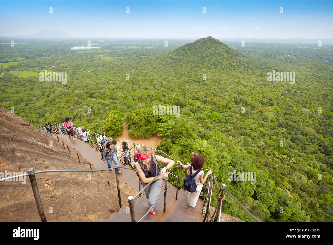 Sri Lanka - Sigiriya, escaliers de Lion's Gate à l'ancienne forteresse, l'UNESCO Banque D'Images