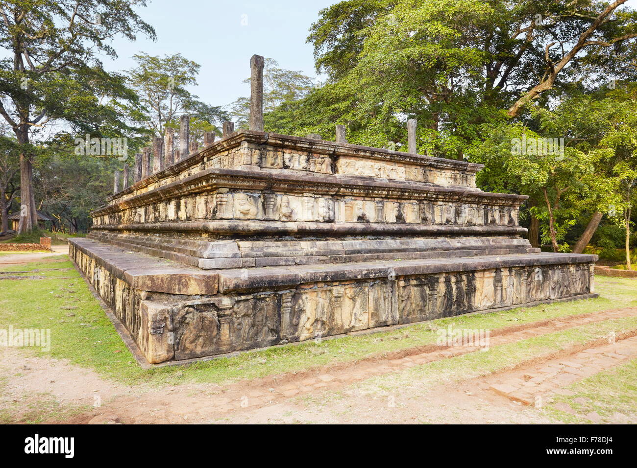 Sri Lanka - ruines de l'ancienne résidence royale, Polonnaruwa, ancienne ville domaine, l'UNESCO Banque D'Images