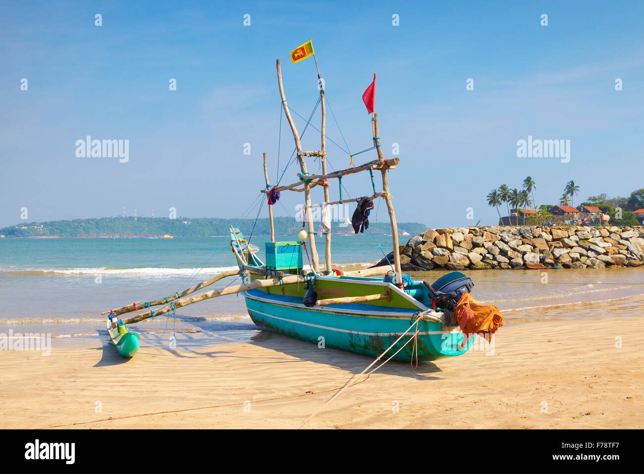 Galle, Sri Lanka - paysage avec bateau de pêche dans le port Banque D'Images