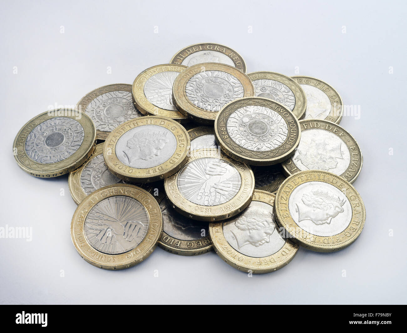 L'argent sterling britannique - £2 pièces utilisées Banque D'Images
