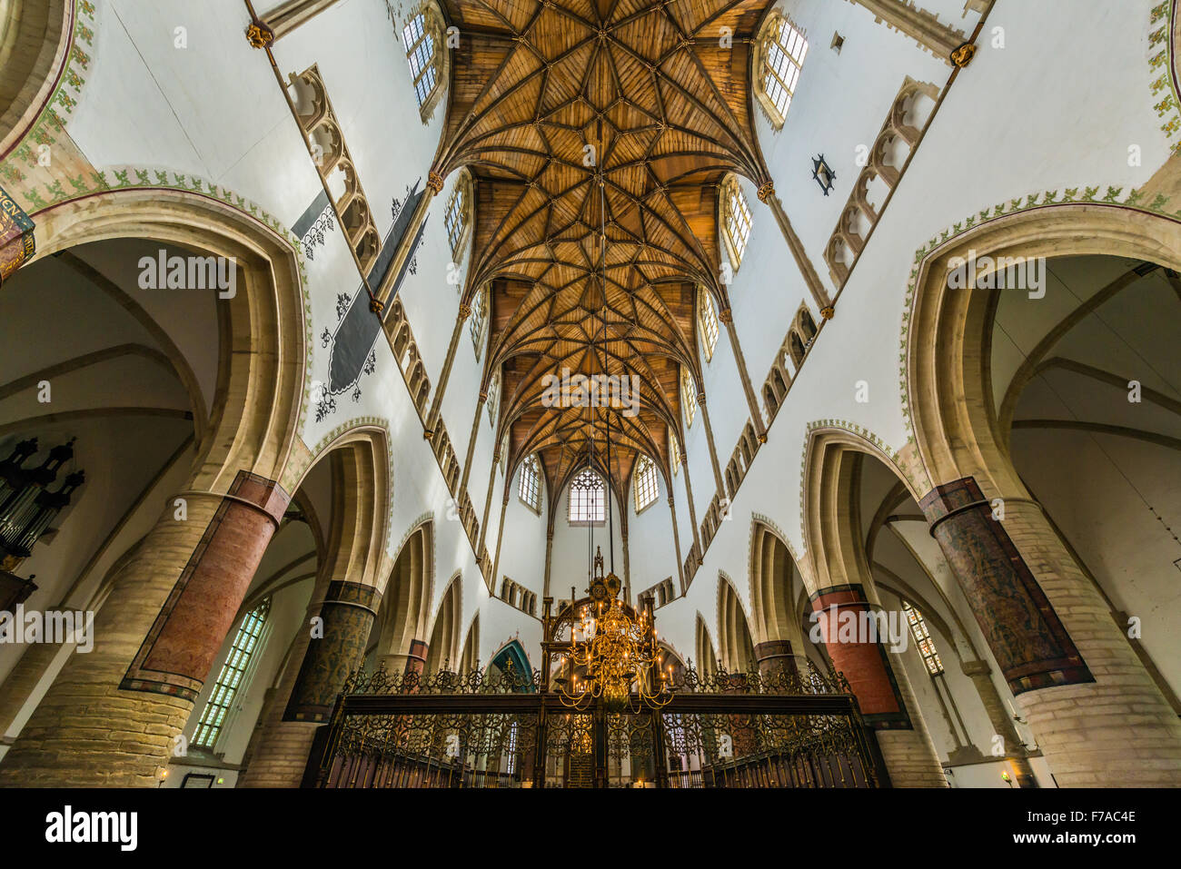 Le plafond en bois de l'Église en Sint-Bavo Haarlem Pays-Bas Banque D'Images