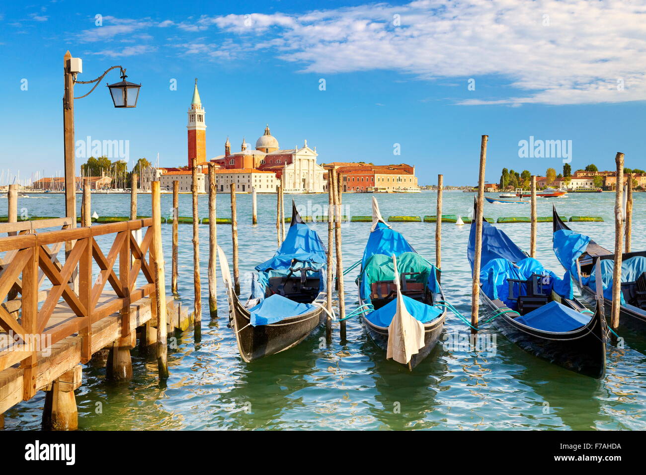 Grand Canal Venise - les gondoles amarrées à molo San Marco, Italie Banque D'Images