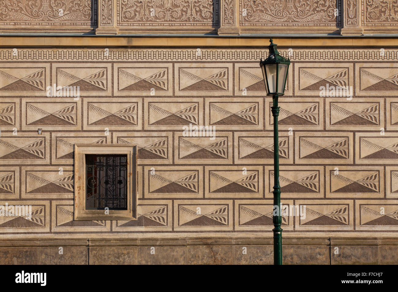 Le palais Schwarzenberg à la place du Château près du Château de Prague - c'est l'un des plus imposants bâtiments de la Renaissance Banque D'Images