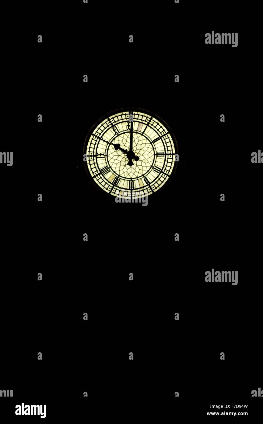 L'horloge de Big Ben au parlement représenté au cours de l'extinction des feux. Banque D'Images