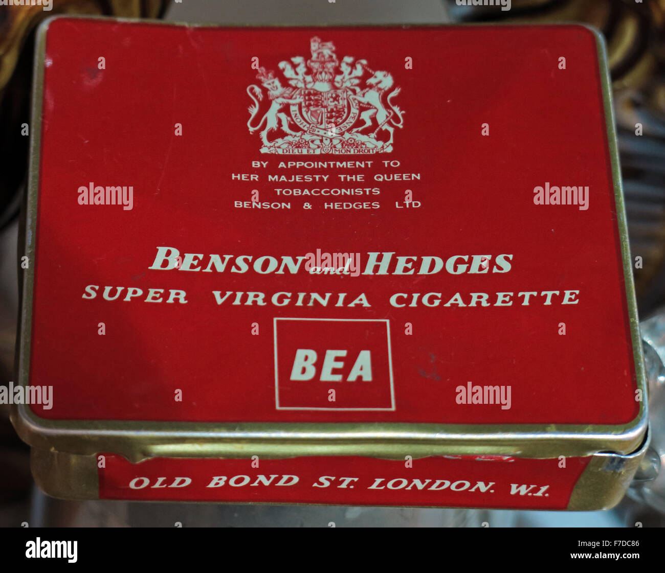 Benson and Hedges BEA Étain cigarette de 1973 Banque D'Images