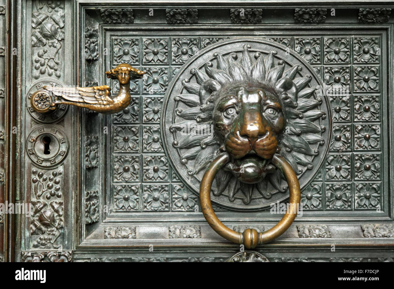 La cathédrale de Cologne heurtoir, Cologne, Germany, Europe Banque D'Images