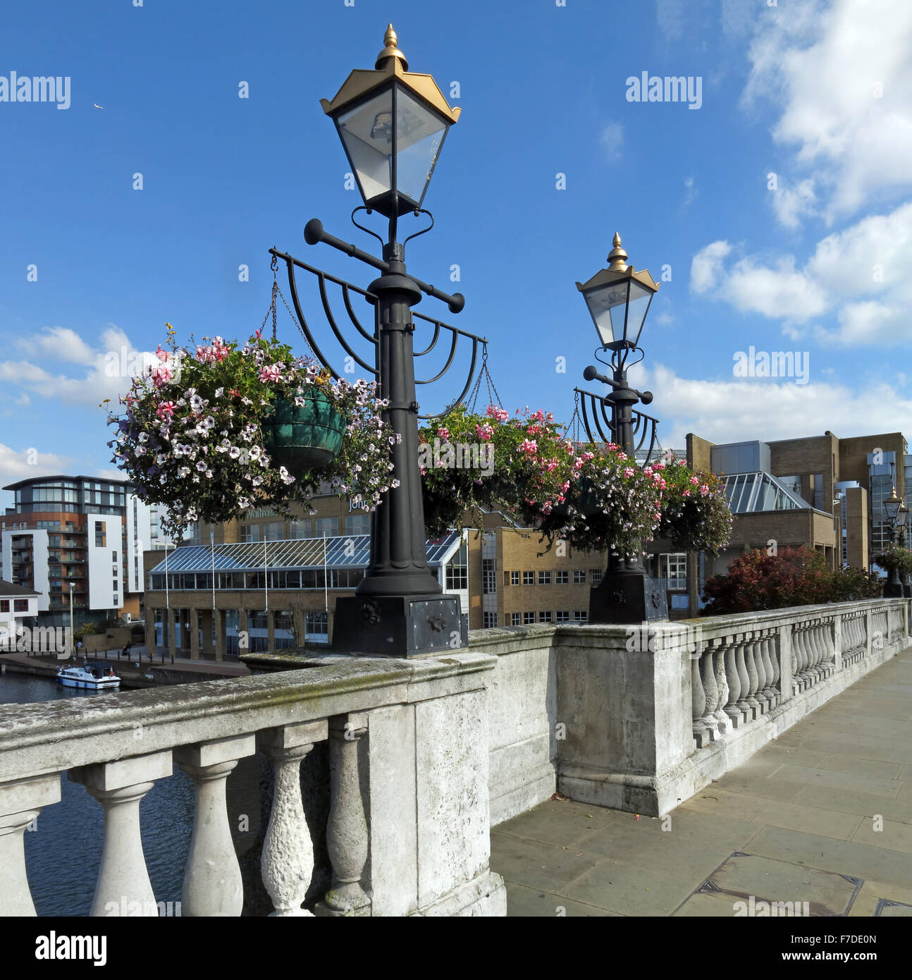 Kingston Bridge, Thames, Horsefair, Londres, Angleterre, Royaume-Uni, KT1 Banque D'Images