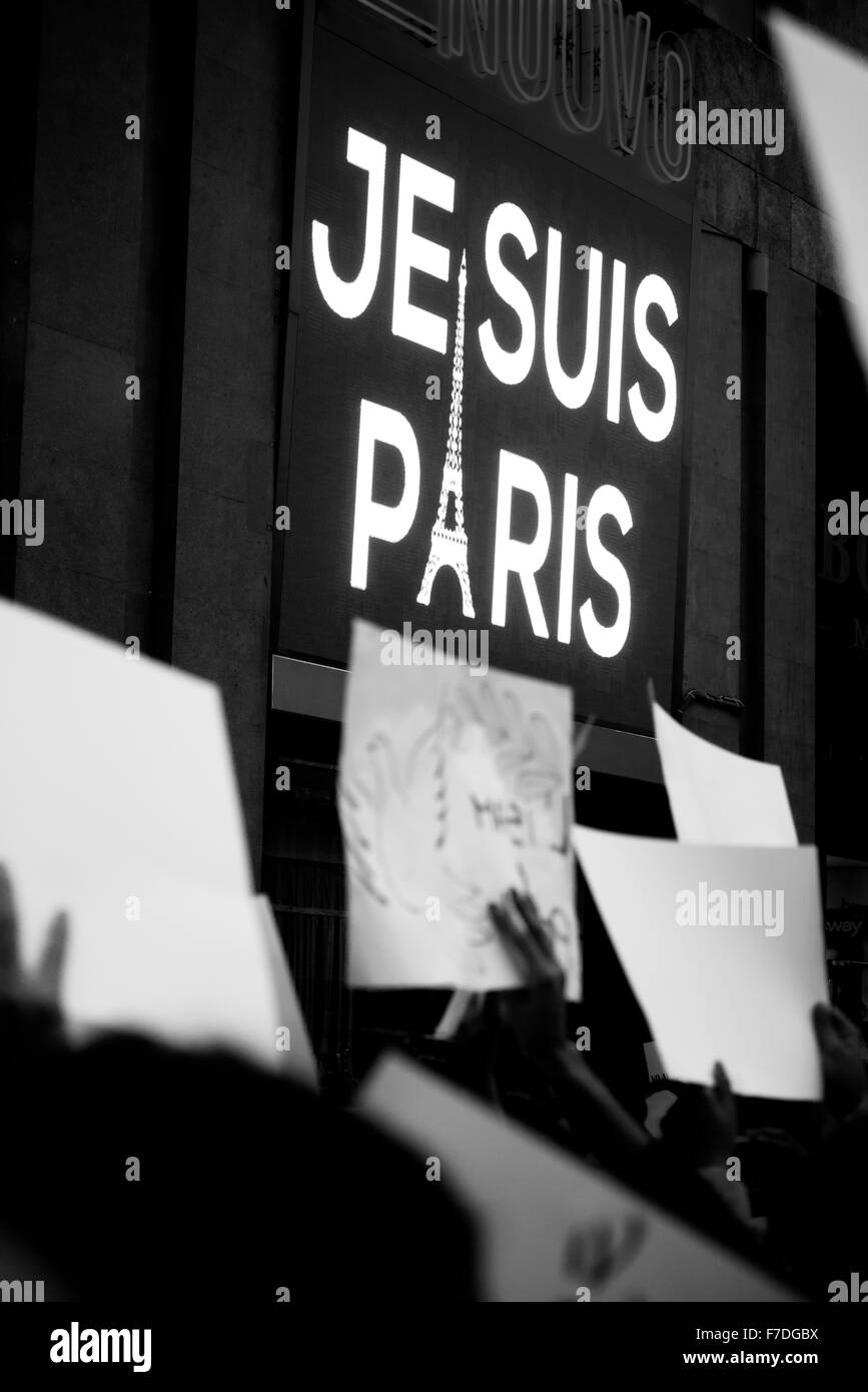 Milan, Italie. 22 novembre, 2015. Manifestation publique pour protester contre Isis Banque D'Images