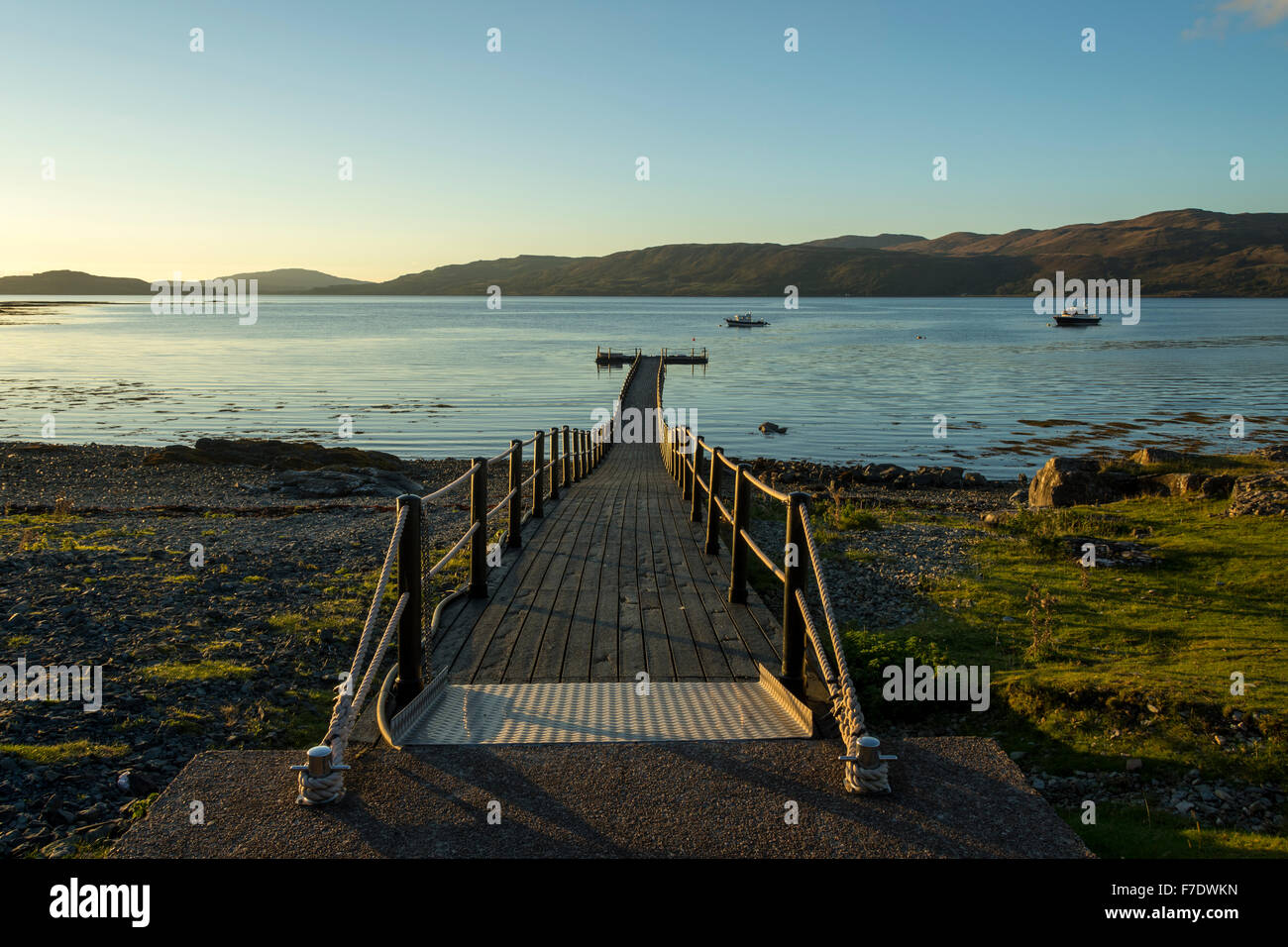 Près de la jetée sur Scarisdale Loch na Keal, Isle of Mull, ARGYLL & BUTE, Ecosse UK. Banque D'Images