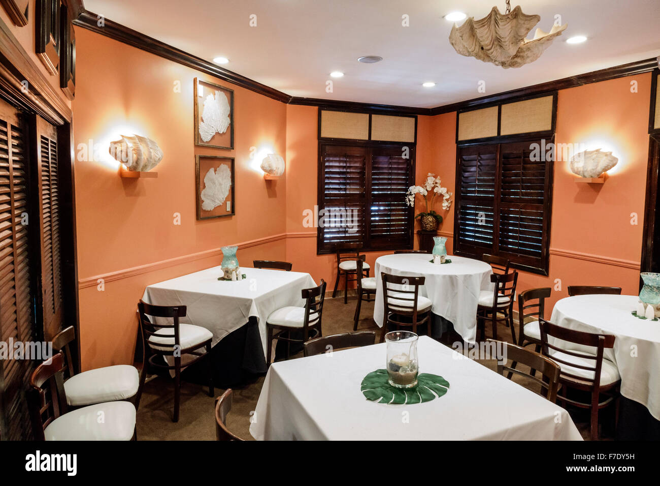 Vero Beach Florida,North Hutchinson Orchid Island,Caribbean court Boutique Hotel,Hotel hôtels hébergement inn motel motels,Maison Martinique,restaurant RE Banque D'Images