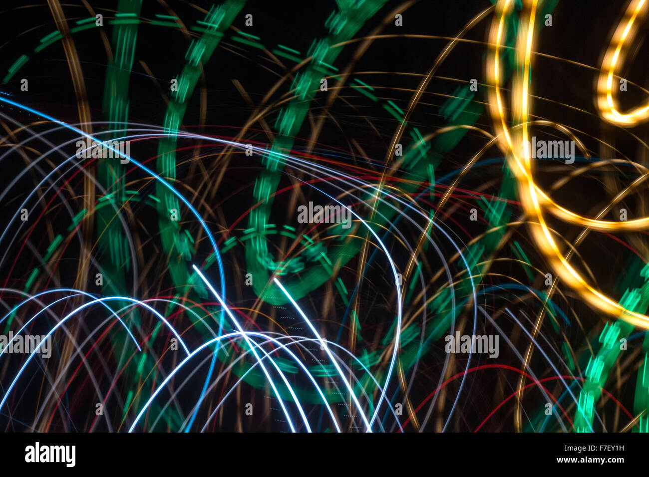 L'art de mur Lightpainting unique utilise des couleurs psychédéliques forts pour créer des photographies très moderne et remarquable Banque D'Images