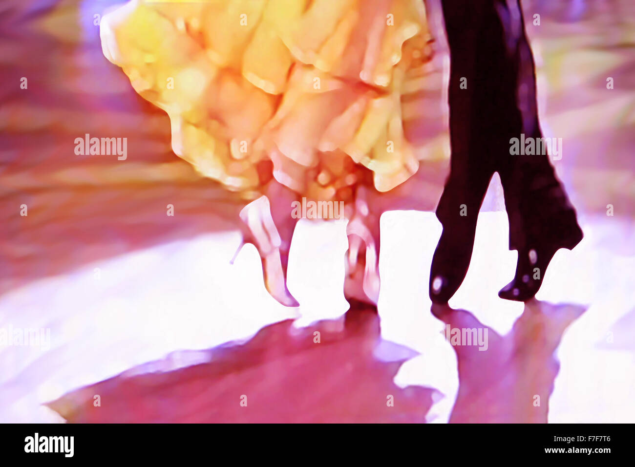 Les Danseurs de bal robe jaune avec abstrait peinture numérique en jaune, noir, blanc, violet. Banque D'Images