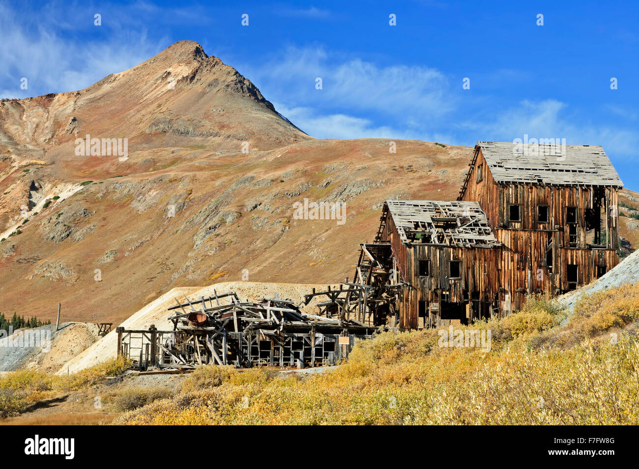 Frisco abandonnés Mill, montagnes San Juan, Colorado USA Banque D'Images