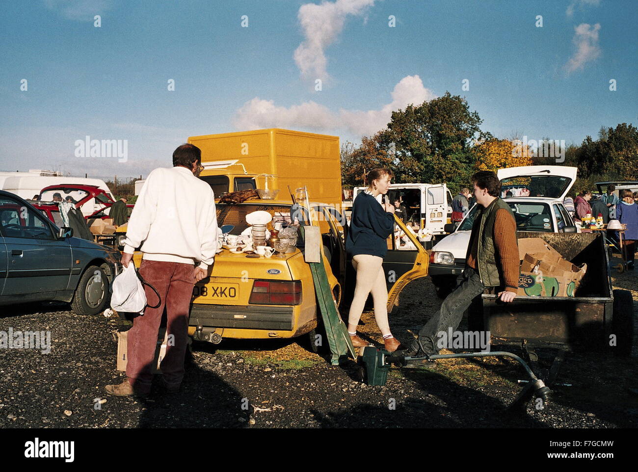 AJAXNETPHOTO. BURSLEDON, ANGLETERRE. - VENTE DE BOTTES . PHOTO:JONATHAN EASTLAND/AJAX REF:TC6081 22 2 Banque D'Images