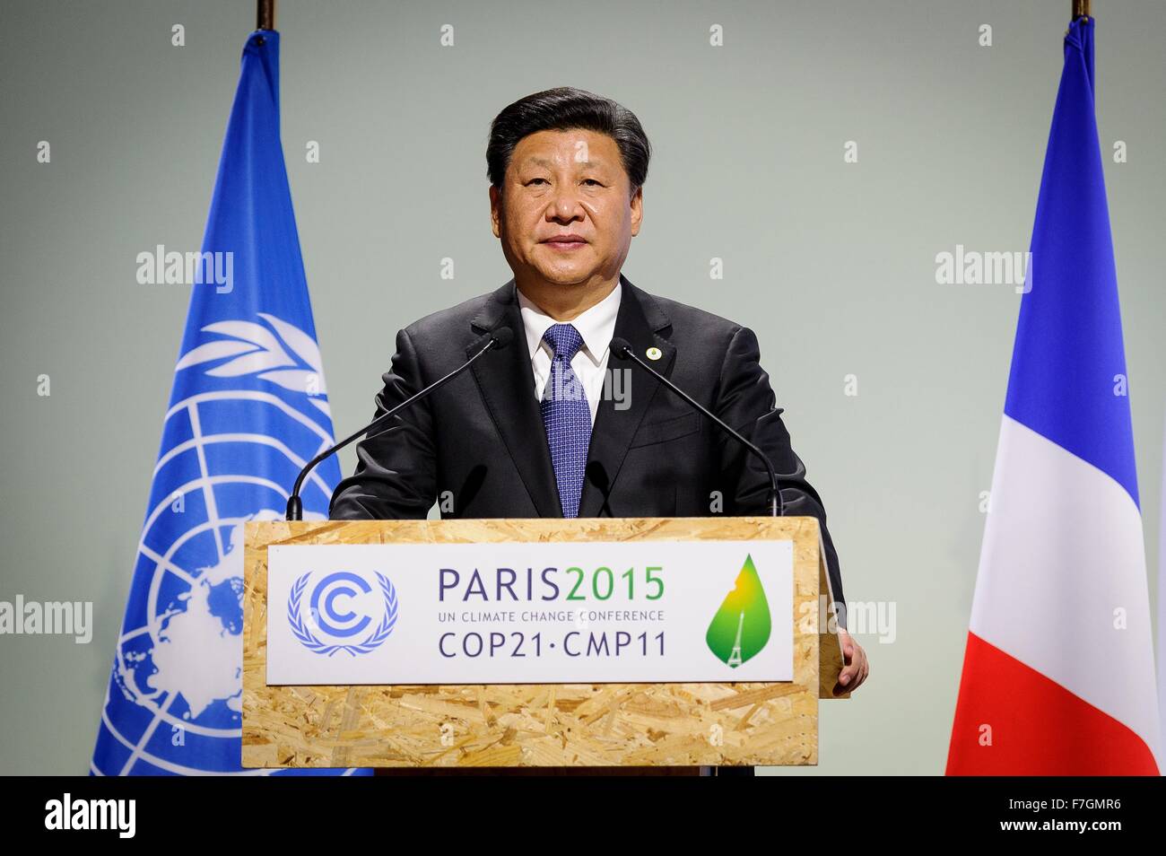 Le Bourget, France. 30 novembre, 2015. Le président chinois Xi Jinping traite de la session plénière de la COP21, Conférence des Nations Unies sur les changements climatiques 30 novembre 2015 en dehors de Paris Le Bourget, France. Banque D'Images