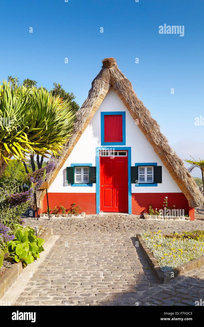 Maison traditionnelle - Santana Santana, l'île de Madère, Portugal Banque D'Images