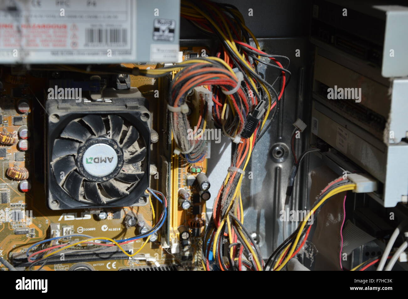 Un vieil ordinateur personnel PC Sales Banque D'Images