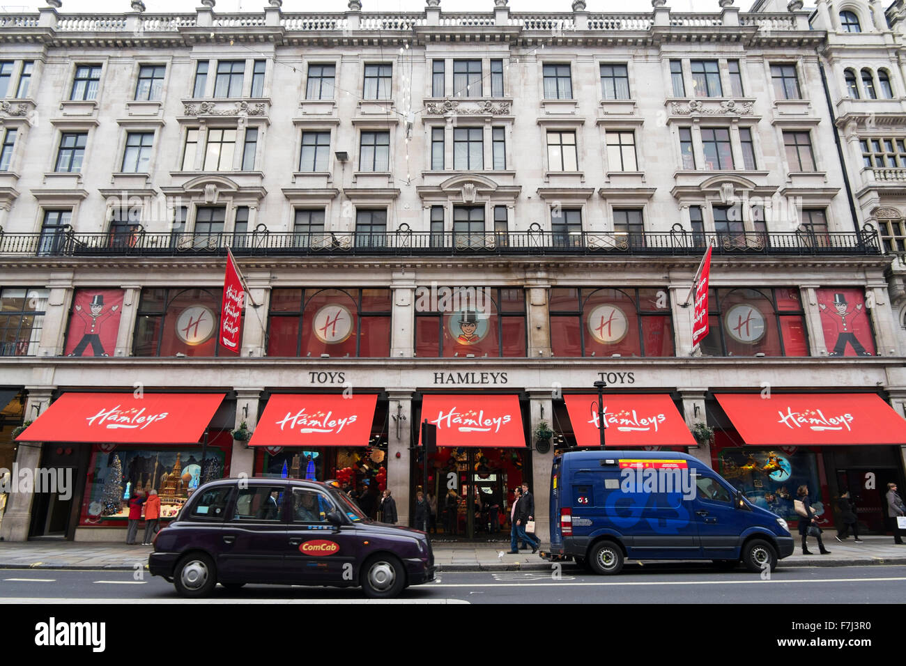 Hamleys, le plus ancien magasin de jouets dans le monde,dans Regent Street, London, England, UK Banque D'Images