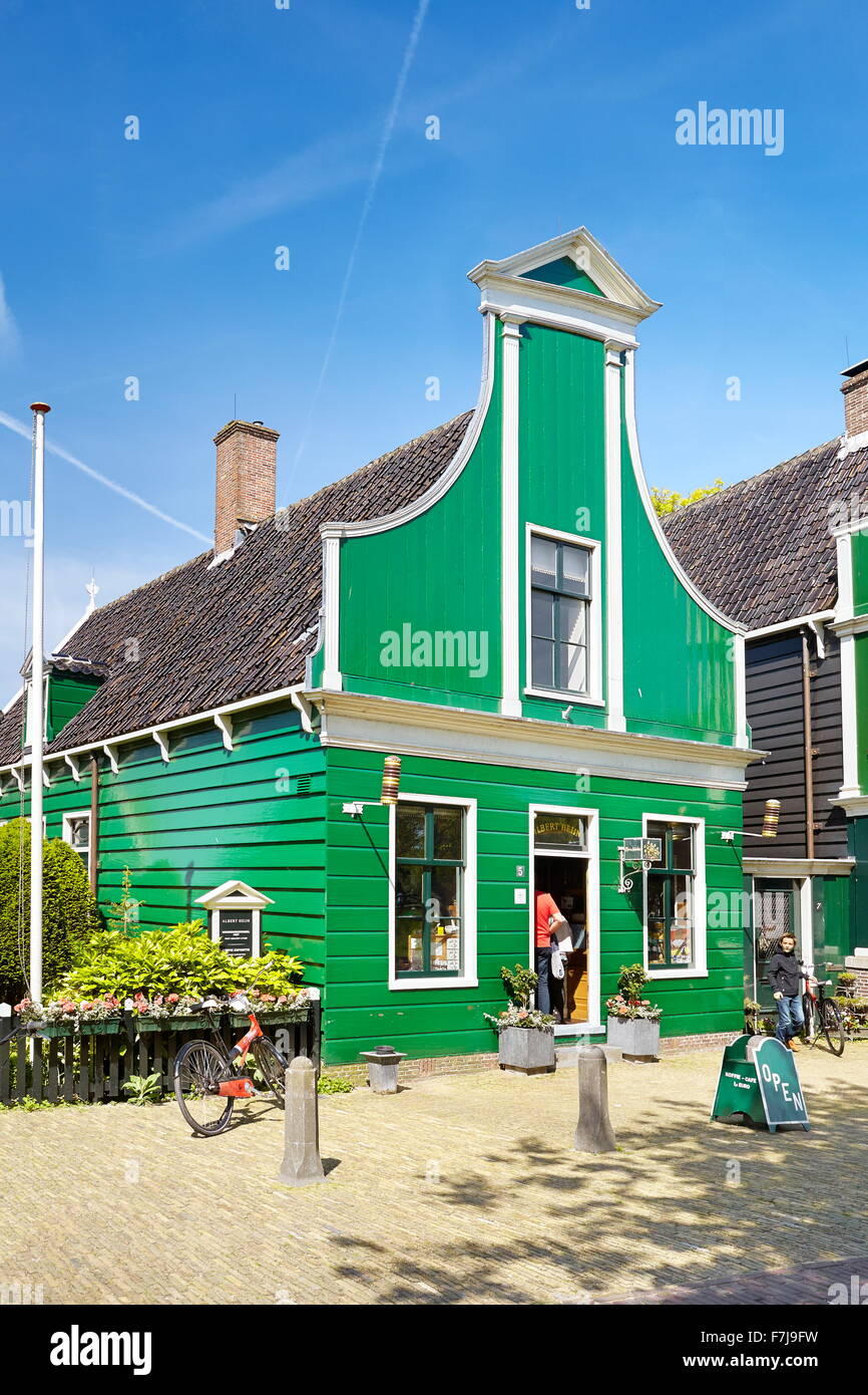 L'architecture traditionnelle à Zaanse - Hollande Pays-Bas Banque D'Images