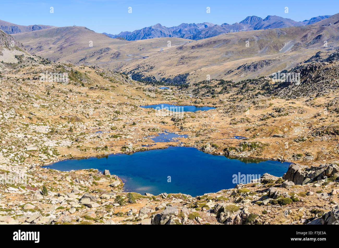 Vue panoramique sur les lacs dans le circuit des Pessons Lac, Andorre Banque D'Images