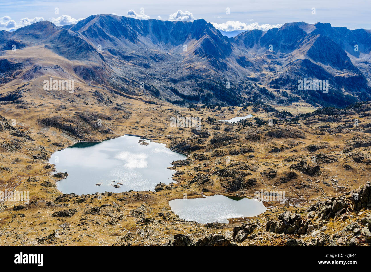 Vue panoramique sur les lacs dans le circuit des Pessons Lac, Andorre Banque D'Images