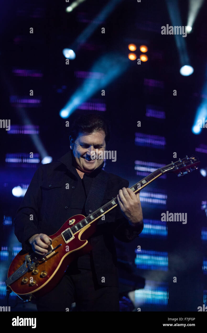 Dublin, Irlande, Simple Minds live à l'Arena 3,Dublin le 29 novembre 2015 à Dublin, Irlande Banque D'Images