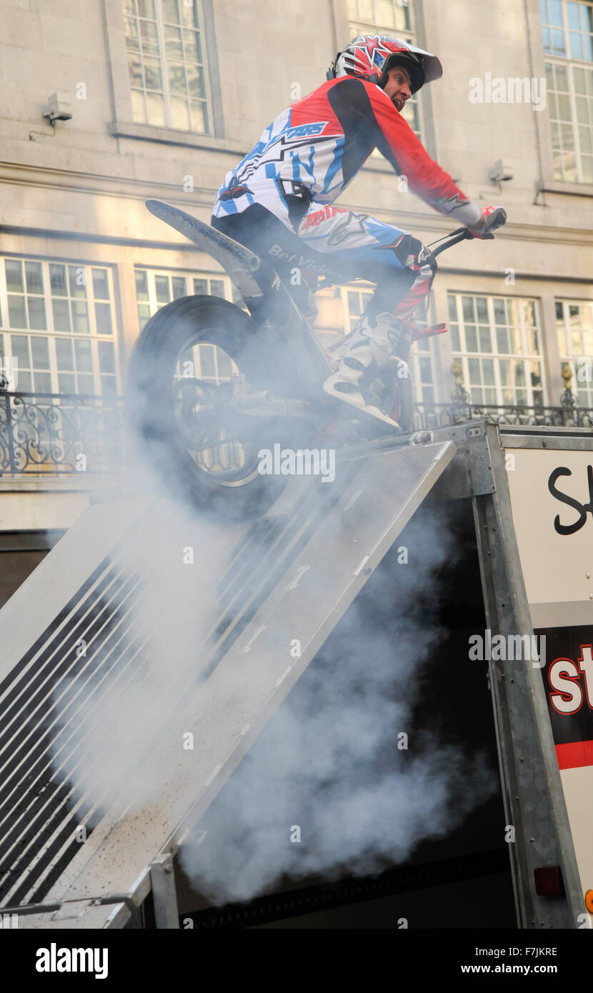 Regent Street Motor Show 2015 Avec : Steve Colley Où : London, Royaume-Uni Quand : 31 Oct 2015 Banque D'Images