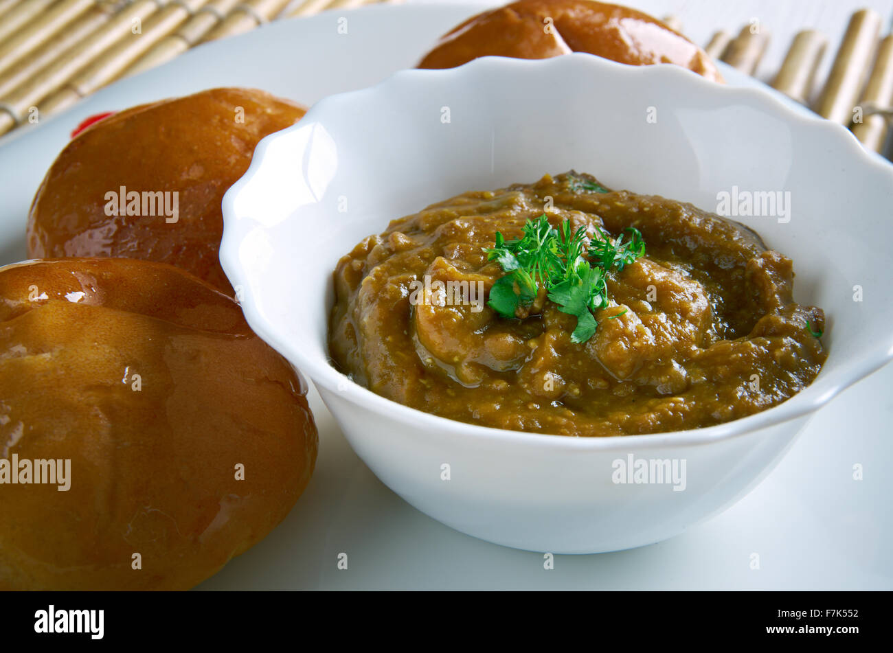Dal Baati Churma - cuisine rajasthani.Indian dish.lentilles populaires au Rajasthan, Uttar Pradesh et Madhya Pradesh , Nimar,Malwa Banque D'Images