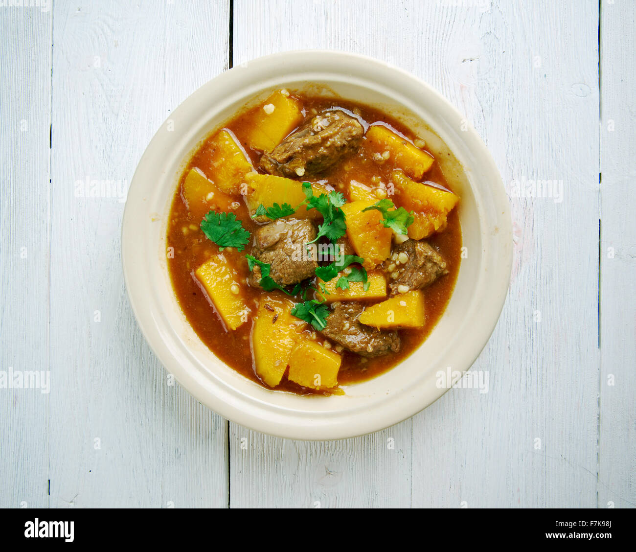 Ragoût de boeuf et de courge Butternut, cuisine Française Banque D'Images