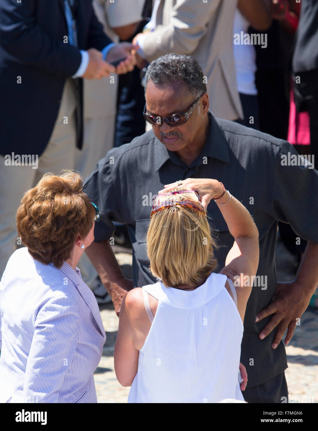 Nancy Pelosi et Mme Steny Hoyer rencontrez avec le Révérend Jesse Jackson à l'action nationale de réaliser le rêve de mars et de rassemblement pour le 50ème anniversaire de la Marche sur Washington et Martin Luther King I Have A Dream Speech, le 24 août 2013, le Lincoln Memorial, Washington, D.C. Banque D'Images