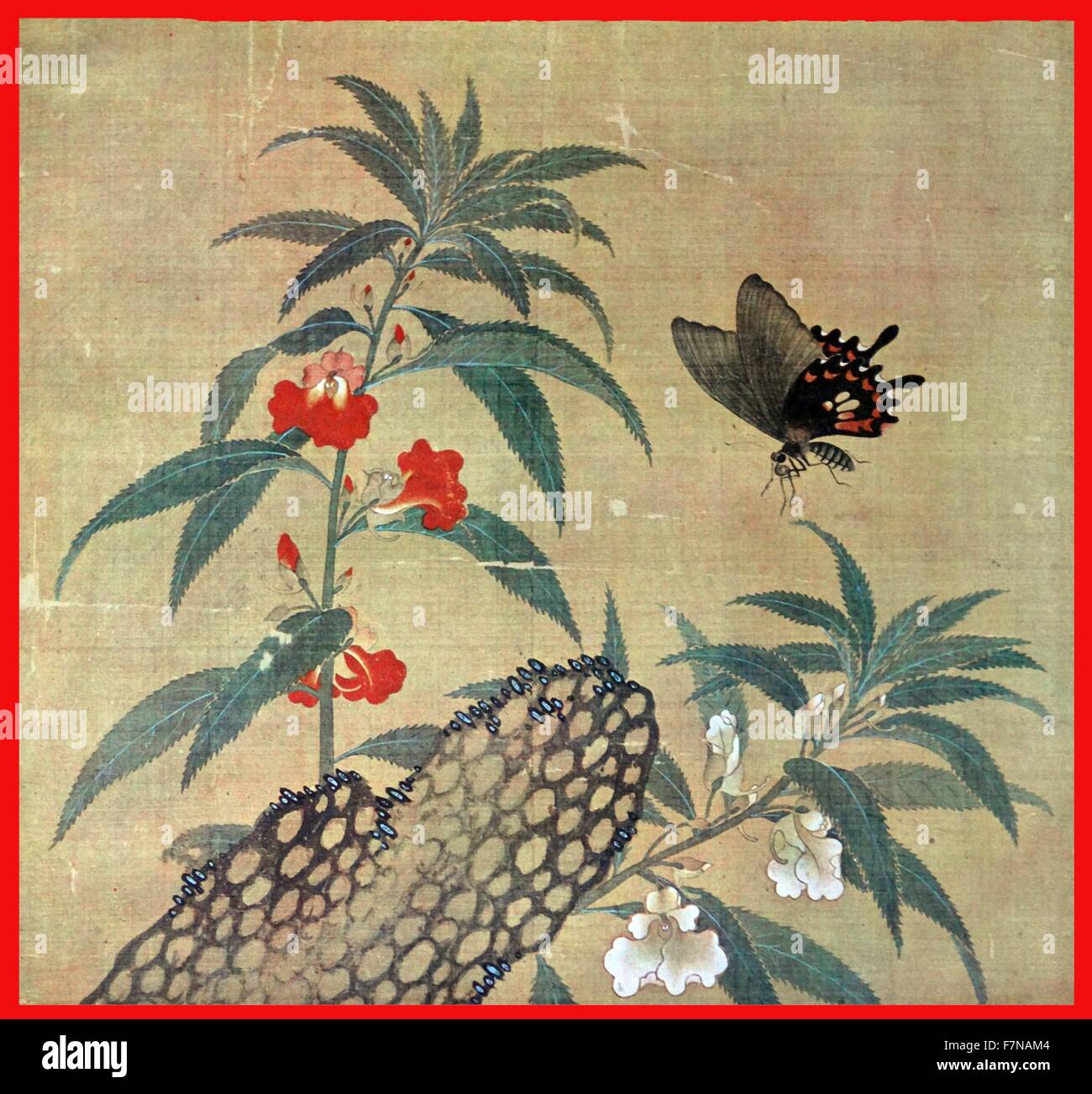 Dynastie des Ming, la peinture sur soie montrant les fleurs avec un papillon en vol stationnaire, le chinois 14e siècle Banque D'Images