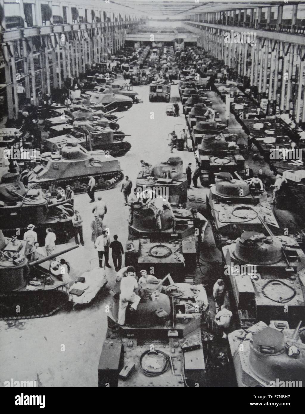 Photo de la construction de l'usine Chrysler M-3 des réservoirs pour Theofore Président Roosevelt pendant la Seconde Guerre mondiale . Datée 1942 Banque D'Images