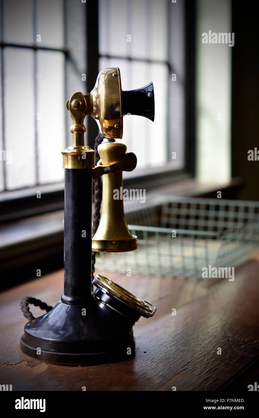 Téléphone chandelier vintage Banque D'Images