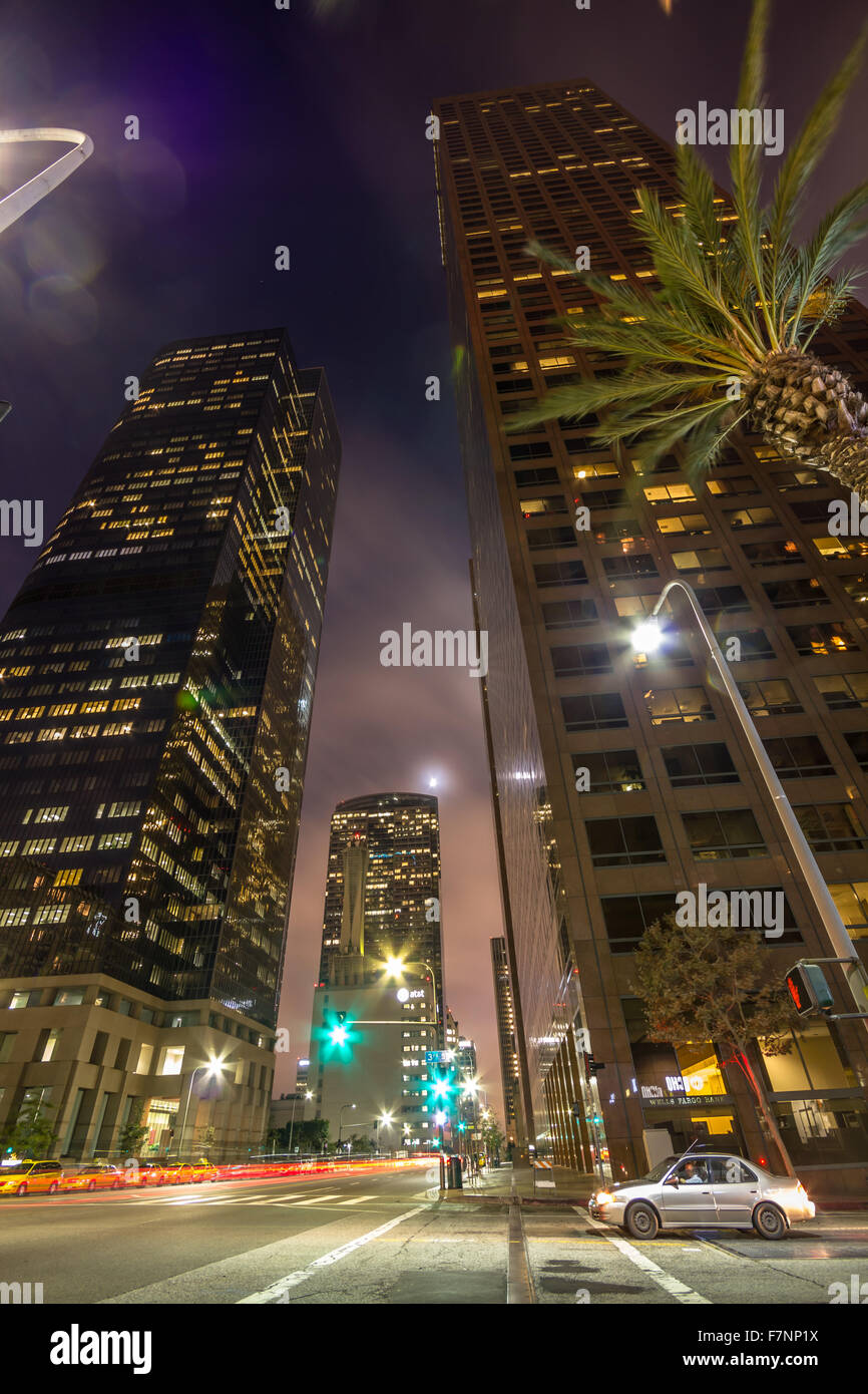 Dans les rues du centre-ville de Los Angeles at night Banque D'Images