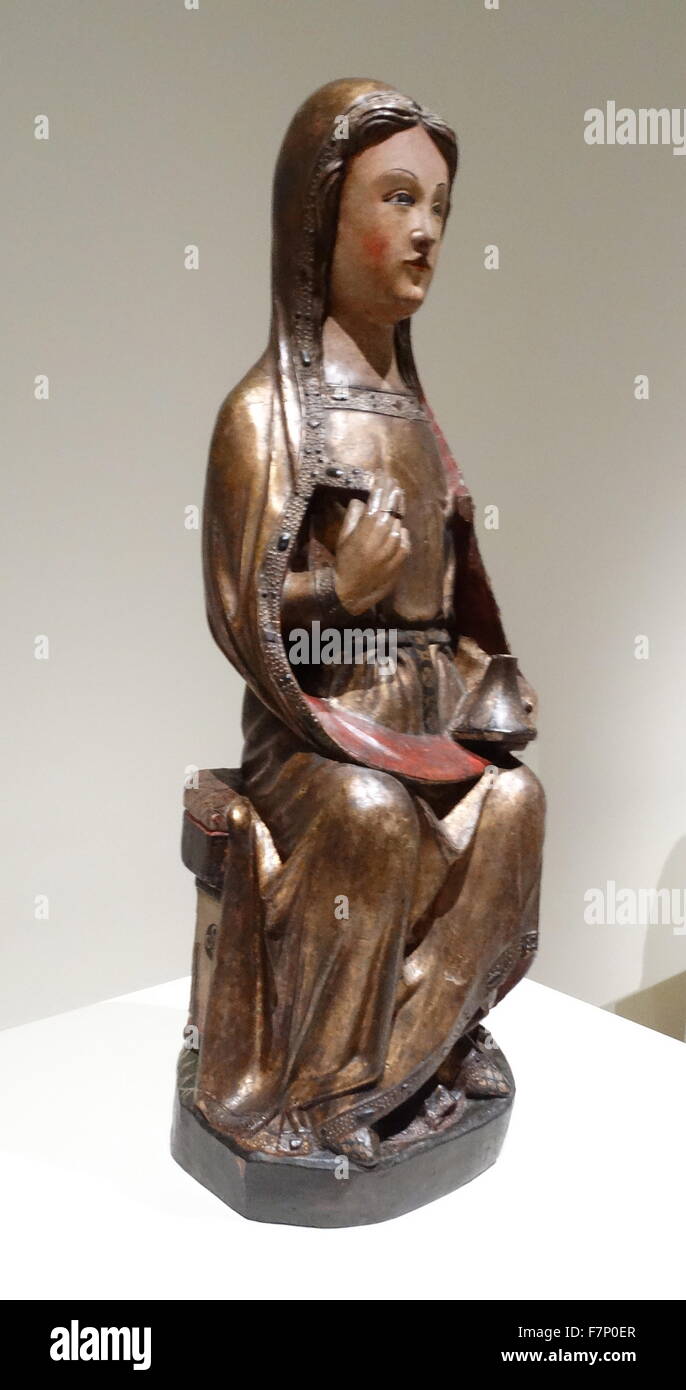 Sculpture sur bois de bouleau de Sainte-Lucie de Bagnères-de-Luchon. En  date du 14e siècle Photo Stock - Alamy