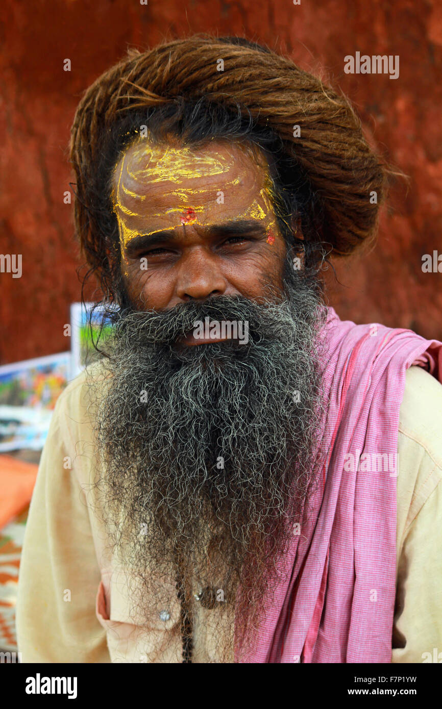 Front peint avec Sadhu Kumbh Mela, Nasik, Maharashtra, Inde Banque D'Images