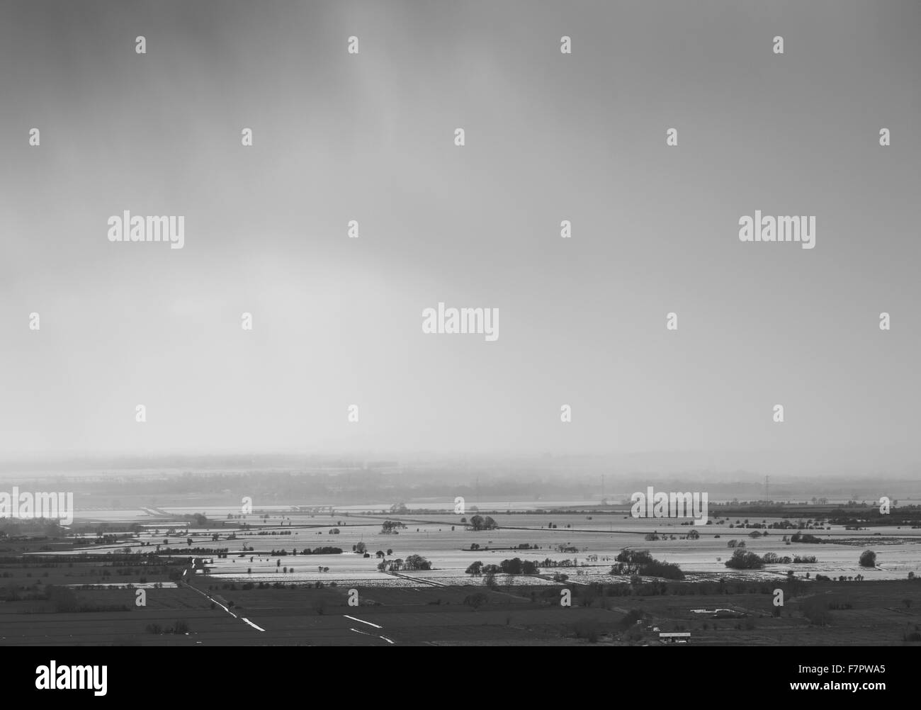Une vue de champs inondés de Tor de Glastonbury, Somerset, à l'ouest en direction du nord. Wedmore Banque D'Images