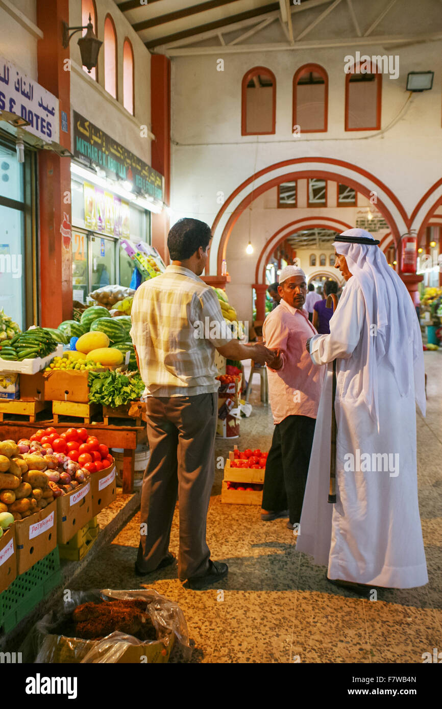 Marché de Fruits, Sharjah, Emirats Arabes Unis Banque D'Images