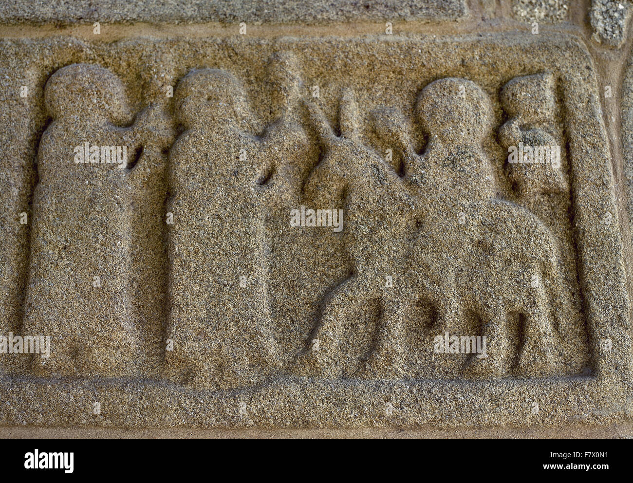 Pre-Romanesque Art. L'Espagne. La Galice. Église de San Gines dans Francelos. Construit ca. 900. Porte principale. Côté droit. Relief représentant l'entrée de Jésus à Jérusalem. Banque D'Images