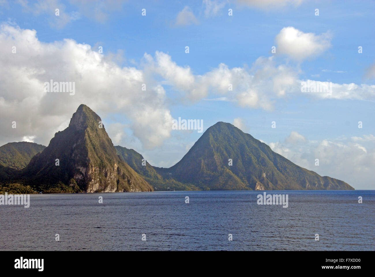 Les Pitons, Sainte-Lucie, Caraïbes Banque D'Images