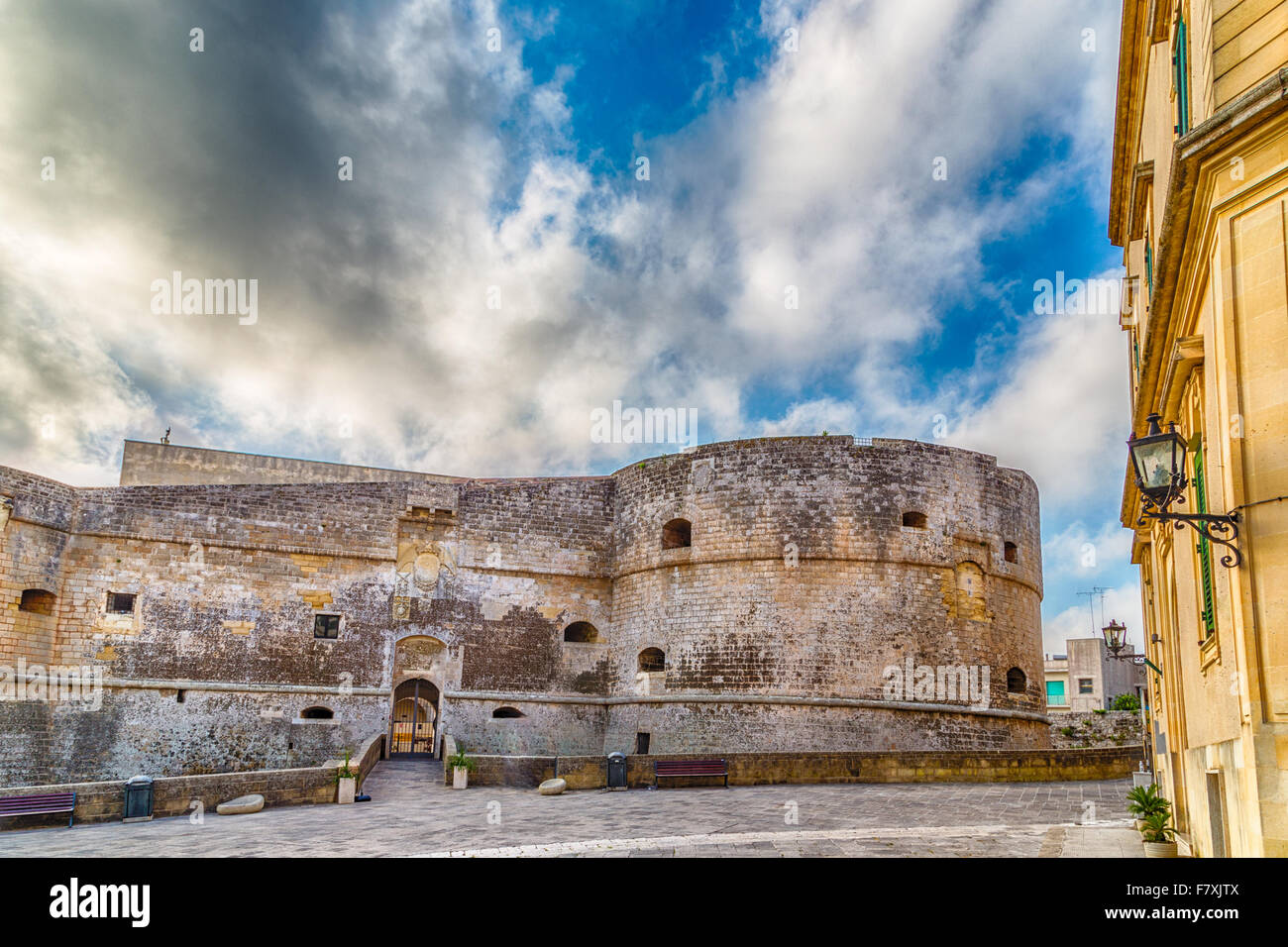 Le Château d'Otrante, ville côtière de Greek-Messapian origines en Italie Banque D'Images