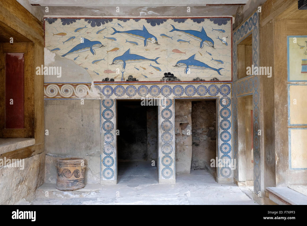 Fresque des dauphins dans la chambre de la reine, Knossos, Héraklion. Banque D'Images