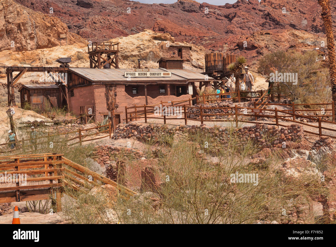 Ville fantôme dans le désert du Nevada. Ville minière abandonnée historique maintenant une attraction touristique à proximité de Las Vegas, vieille ville de l'Ouest. Banque D'Images