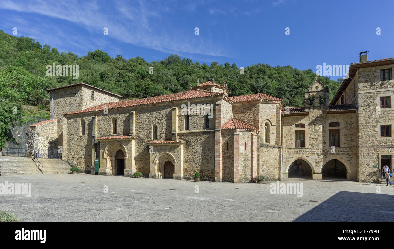 Santo Toribio de Liebana cloître, potes, Cantabria, ESPAGNE Banque D'Images