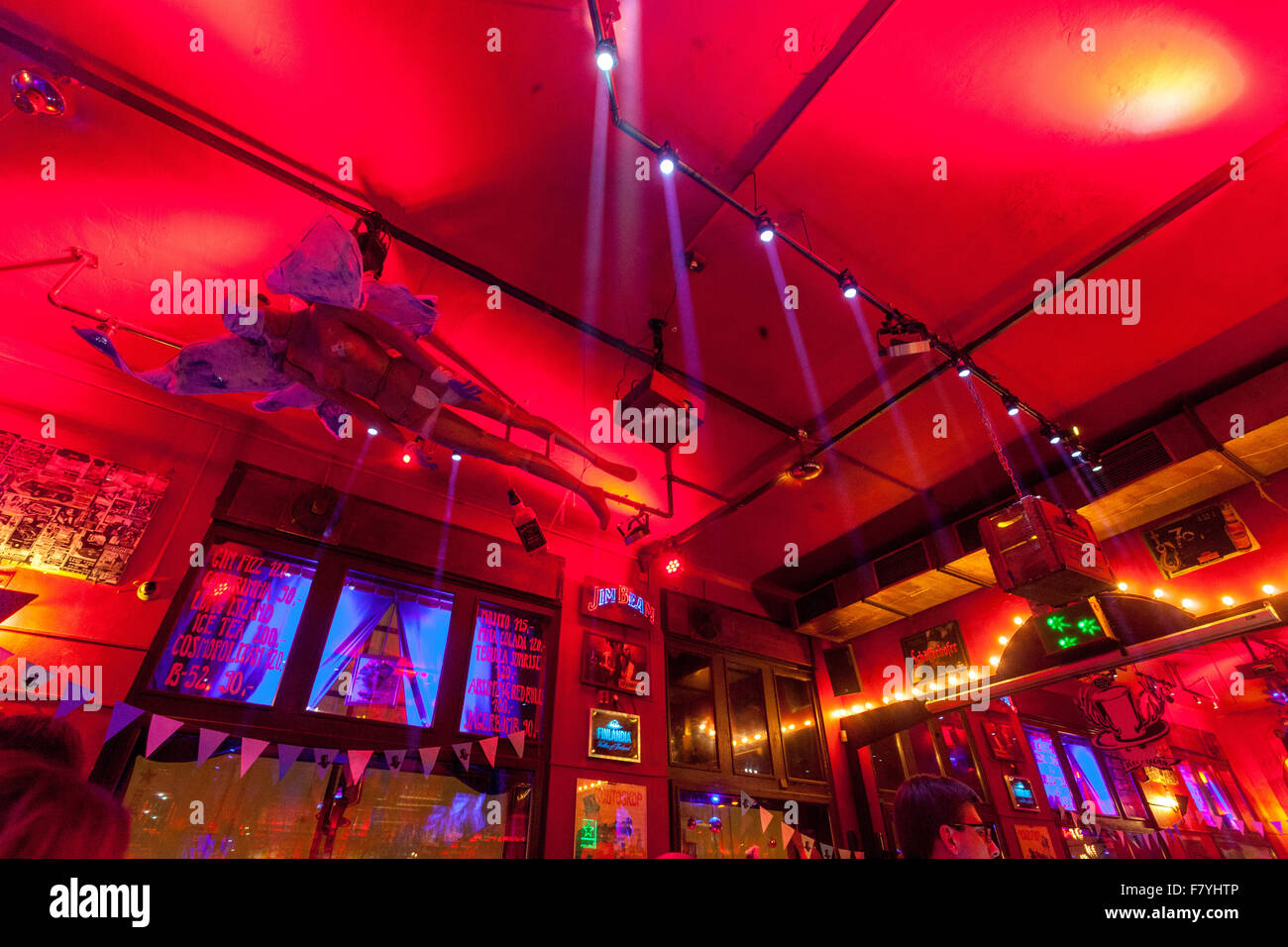 Chapeau Rouge bar de nuit, près de la place de la vieille ville. Europe République Tchèque Prague Banque D'Images