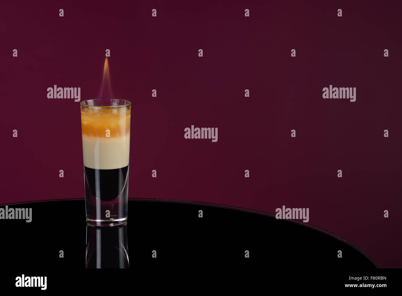 B 52 flamme wiyh cocktail Banque D'Images